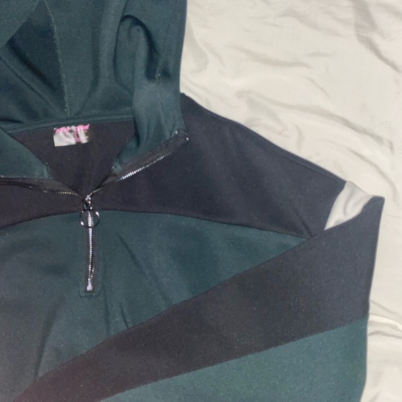 Color-Block hoodie - Picture 4 of 4